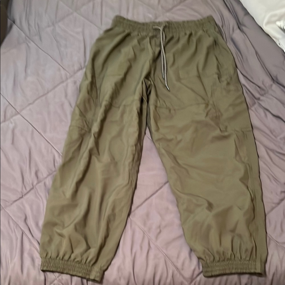 Woman’s Olive Green Pants